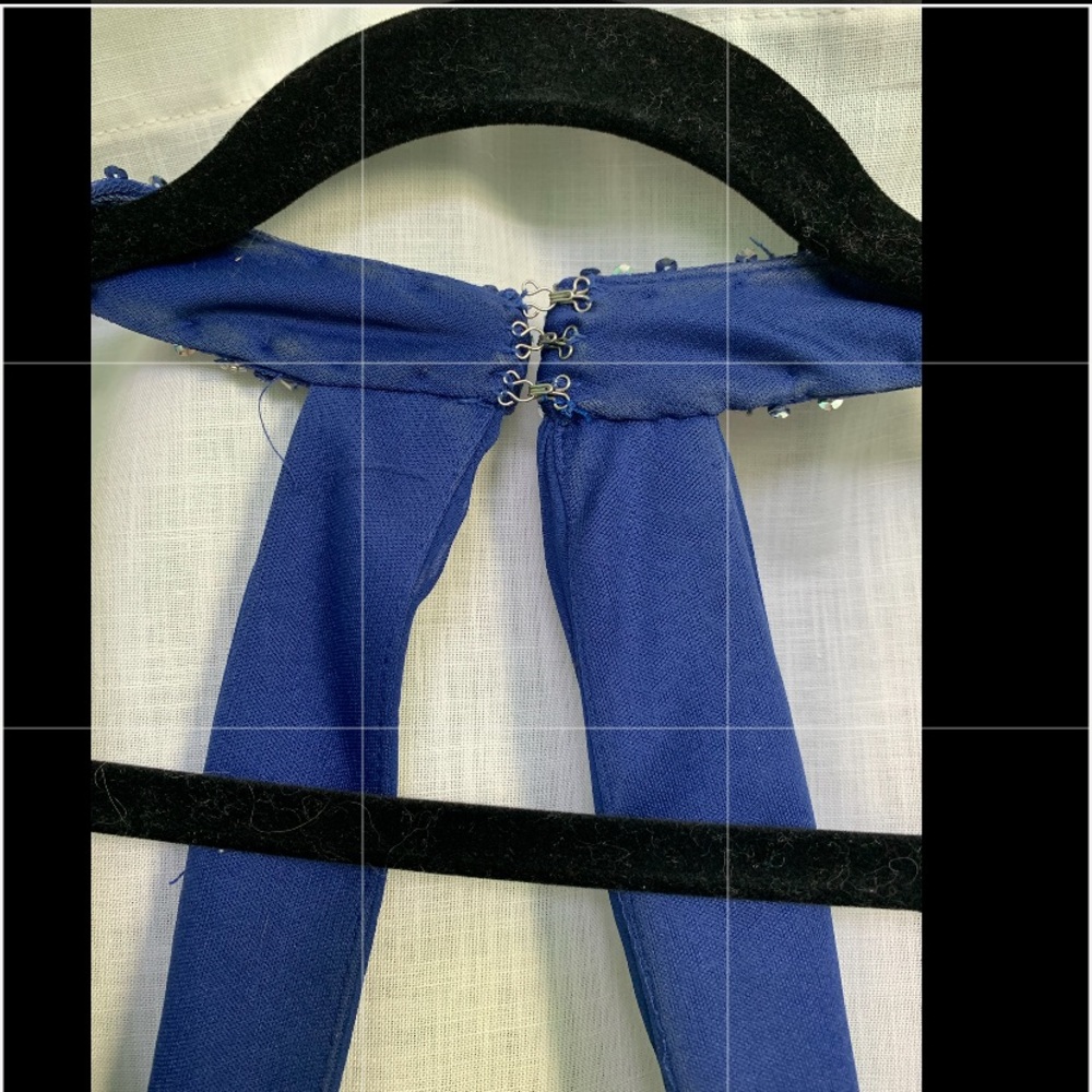 Windsor Prom Dress - Picture 4 of 7